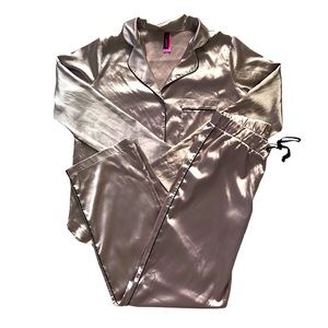 La Senza Satin Pajama Set Size Small Bronze